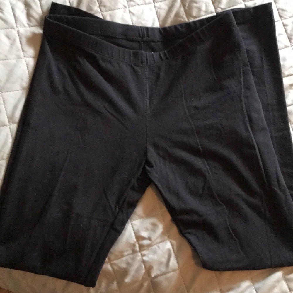 BRAND NEW *Flirtitude* Leggings- Never Worn!